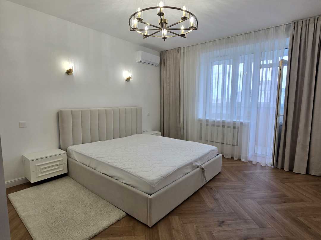 Дарницький, Київ