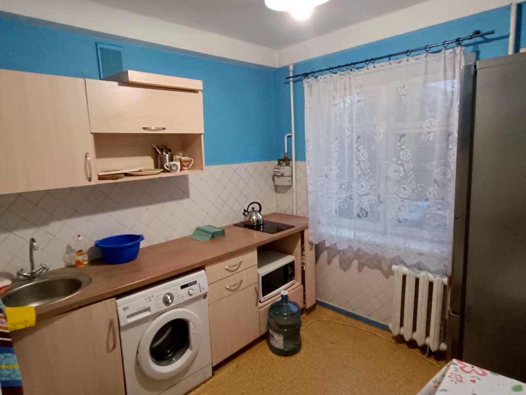 Дніпровський, Київ