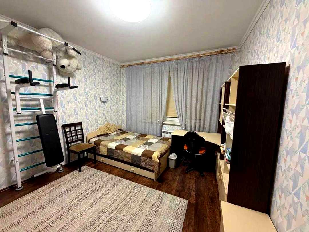 Дарницький, Київ