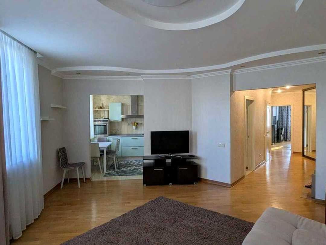 Дарницький, Київ