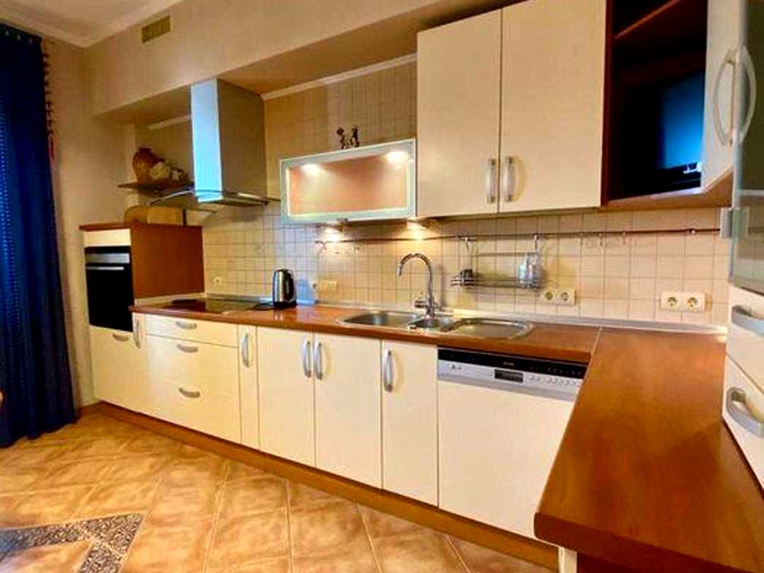 Дарницький, Київ