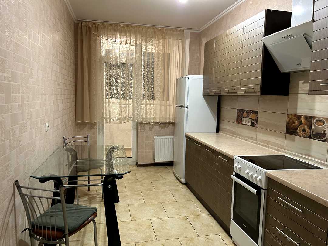 Дарницький, Київ