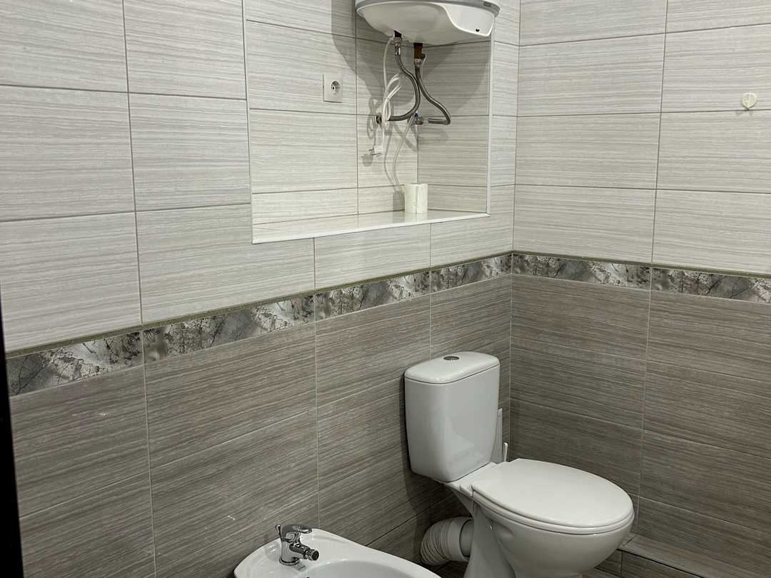 Дарницький, Київ