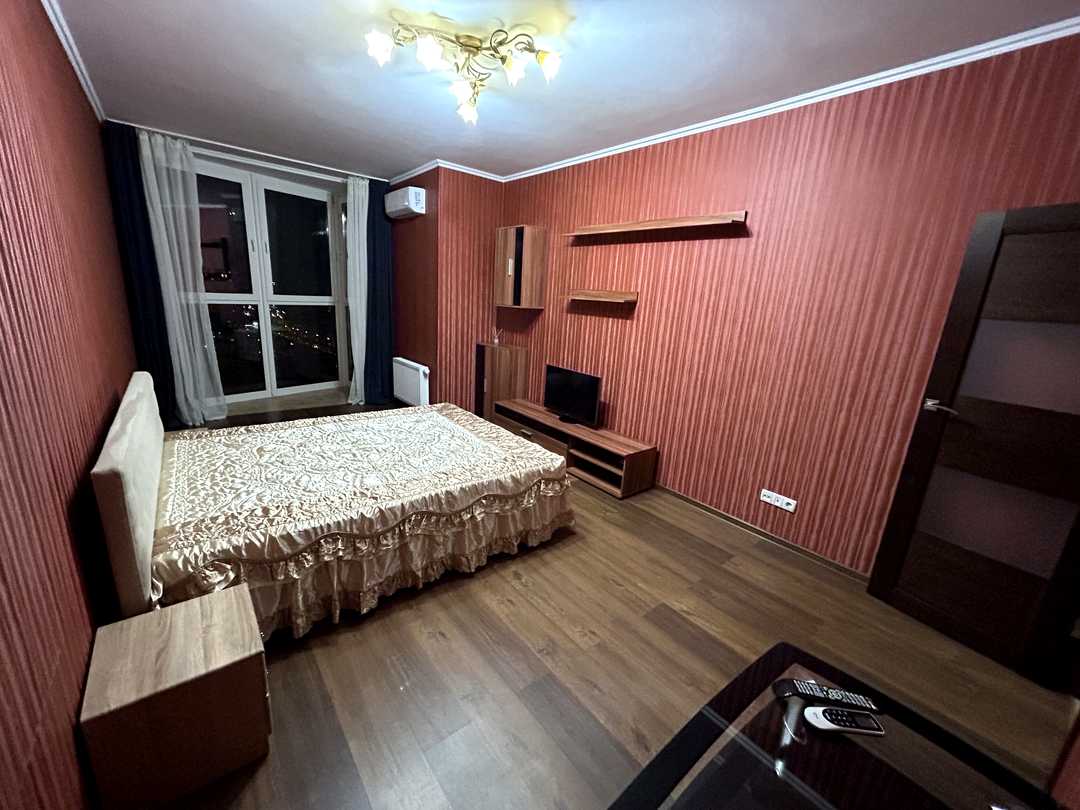 Дарницький, Київ