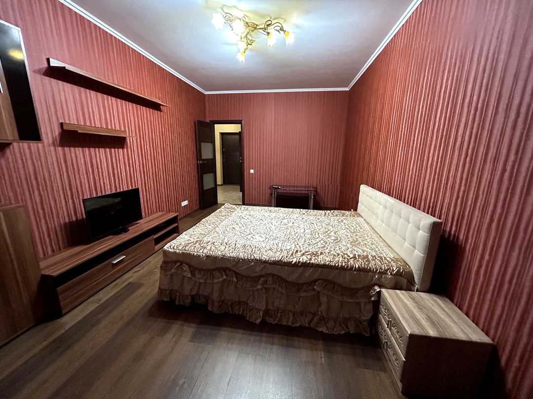Дарницький, Київ