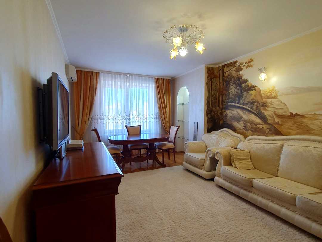 Дарницький, Київ