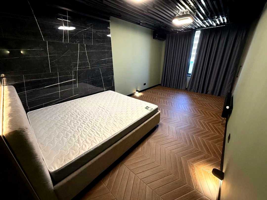 Дарницький, Київ