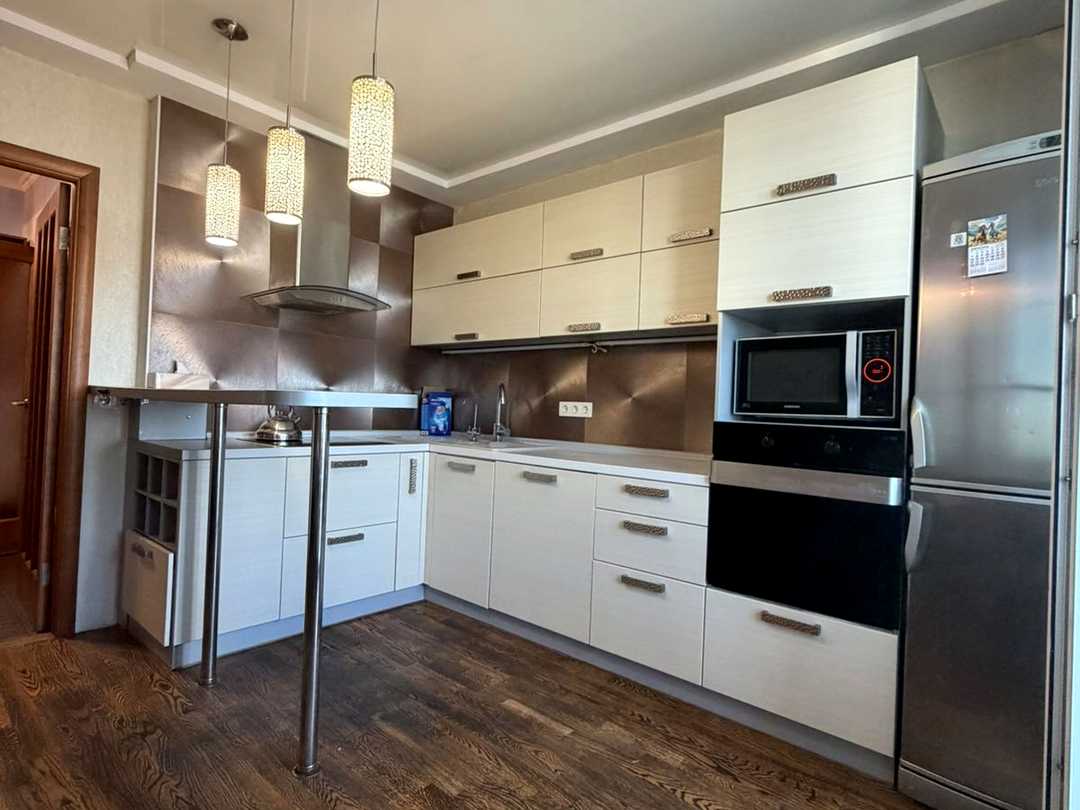 Дарницький, Київ