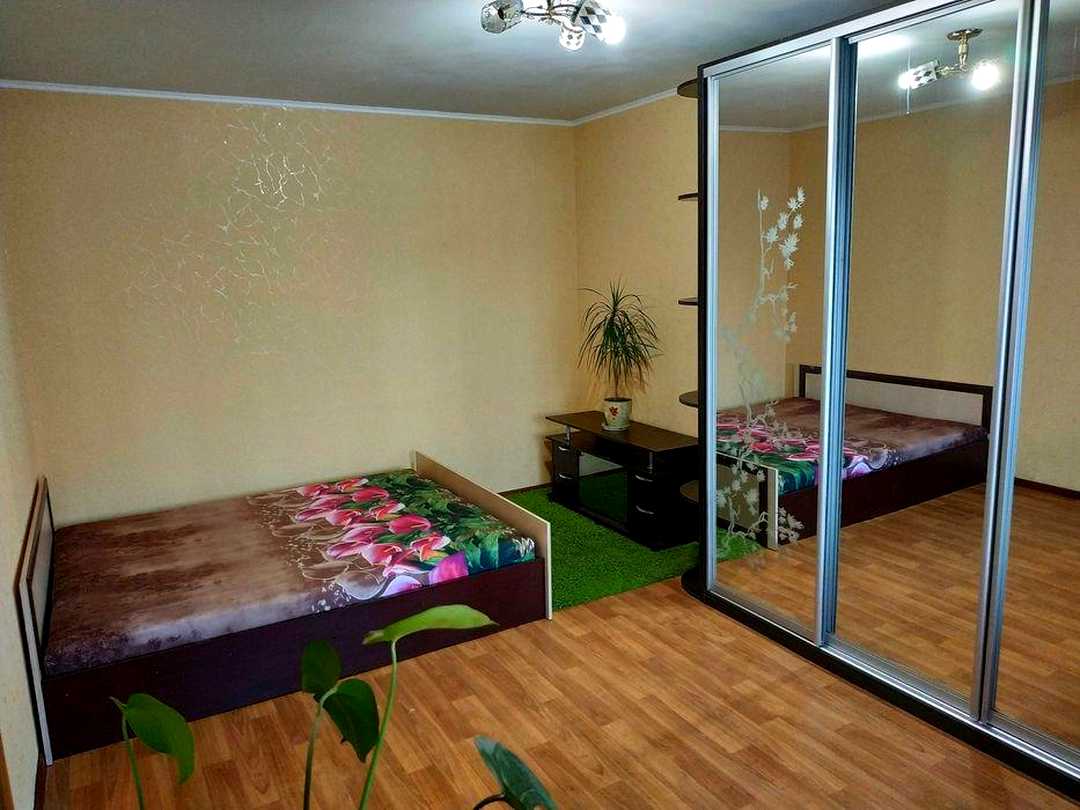Дарницький, Київ