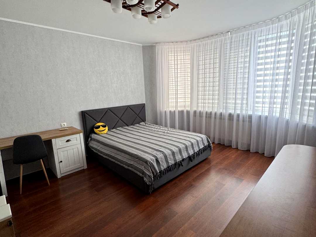 Дарницький, Київ